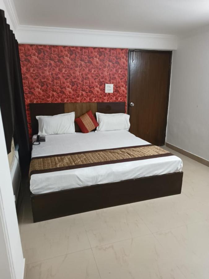 Hotel Airport Aditya Inn New Delhi Exterior photo