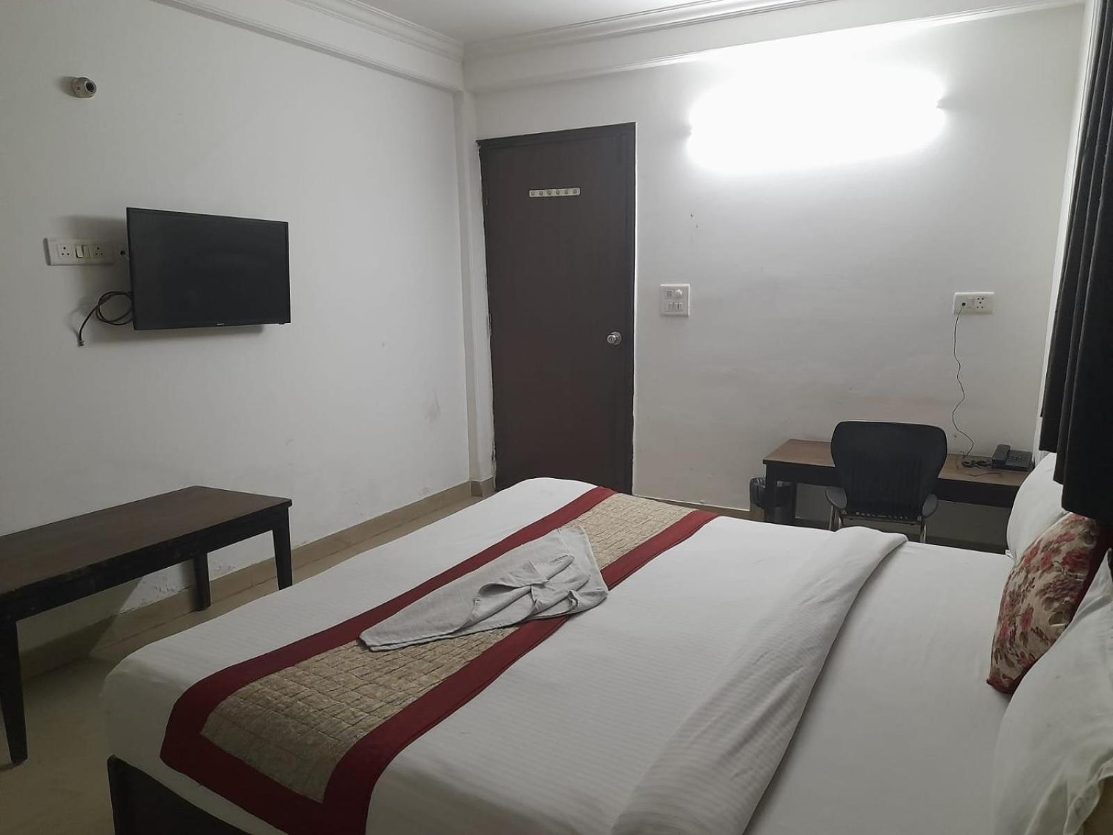 Hotel Airport Aditya Inn New Delhi Exterior photo